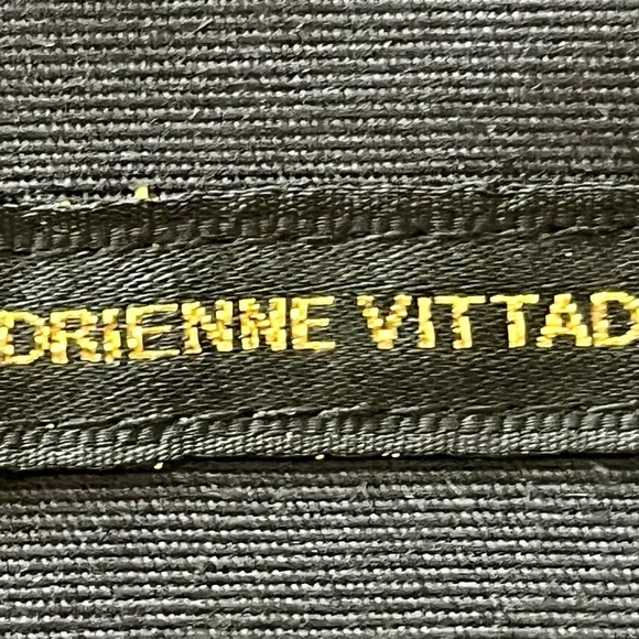 Elegant Black Quilted Women's Bag - Picture 12 of 15